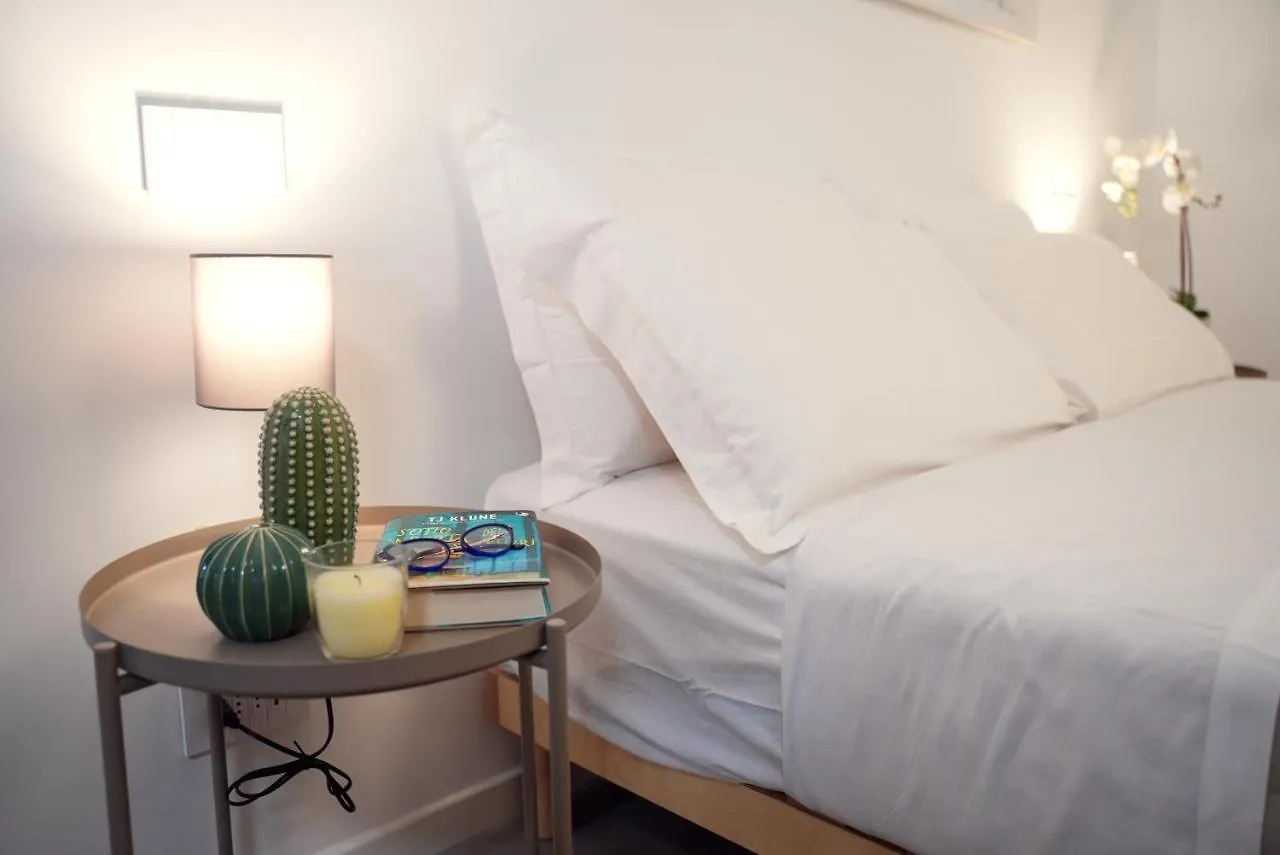 Daire Trastevere Chic And Smart Loft Roma