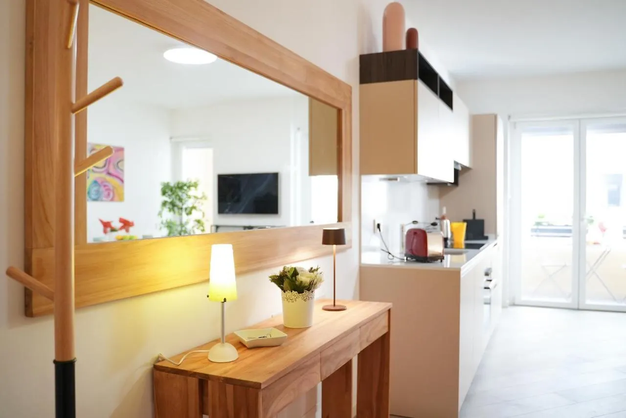 Trastevere Chic And Smart Loft Roma Daire